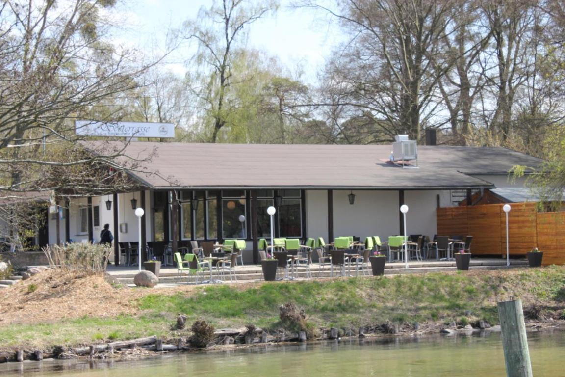 Budget Seezeit-Resort Am Werbellinsee Altenhof  Bagian luar foto